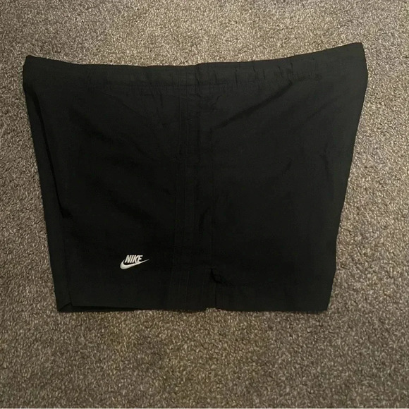 Nike Shorts Woman’s drawstring with pockets size L (12-14) 100% Polyester - Picture 2 of 3